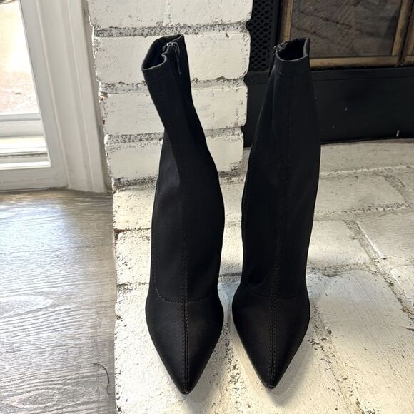 Forever 21 women sock booty ankle boot Stretch Nylon size 8 sexy - Picture 2 of 5